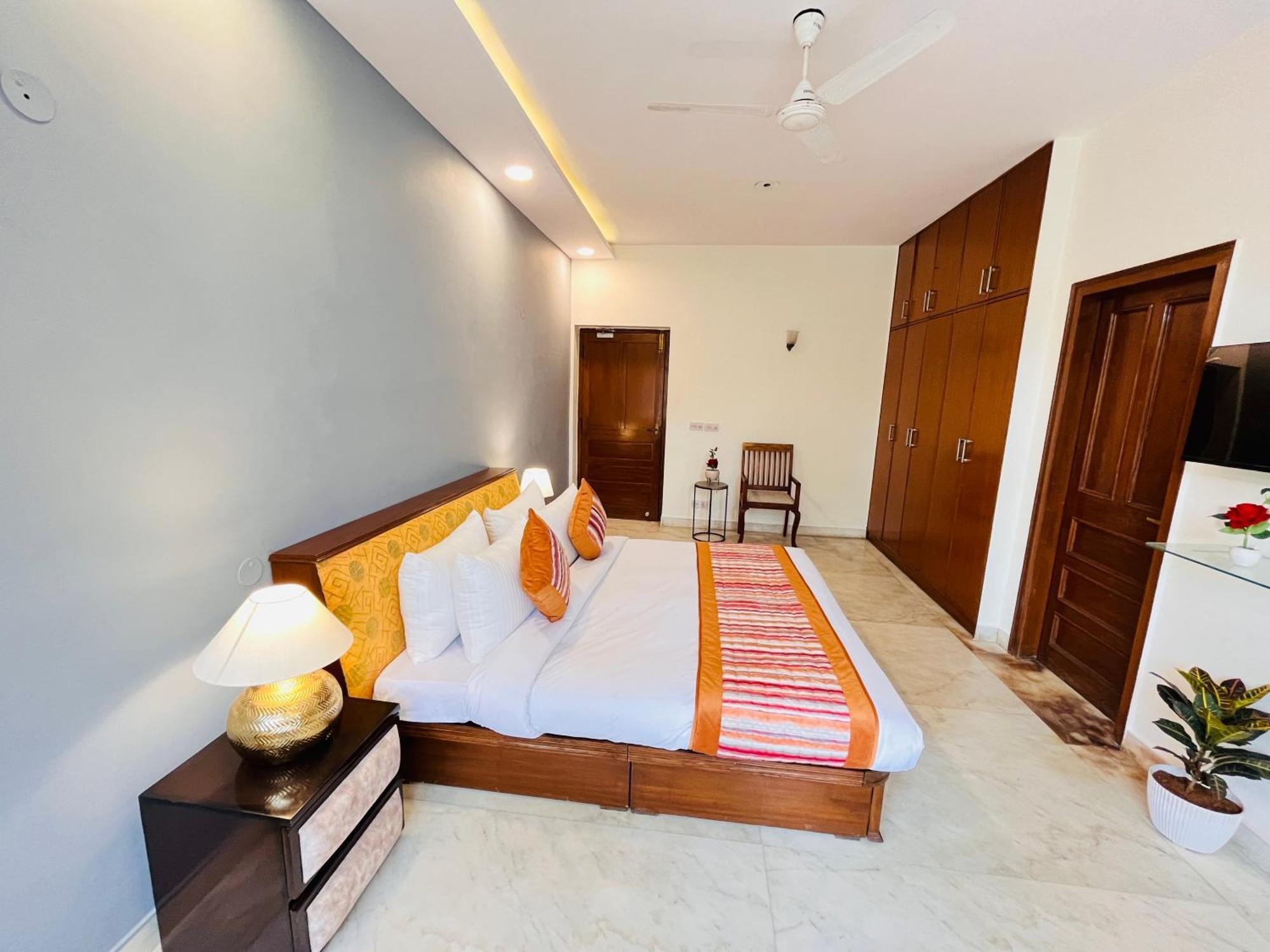 Grove Residency Hauz Khas New Delhi Couple Friendly Hotel Екстериор снимка